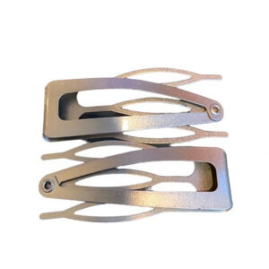NWOT Hair clips (2)